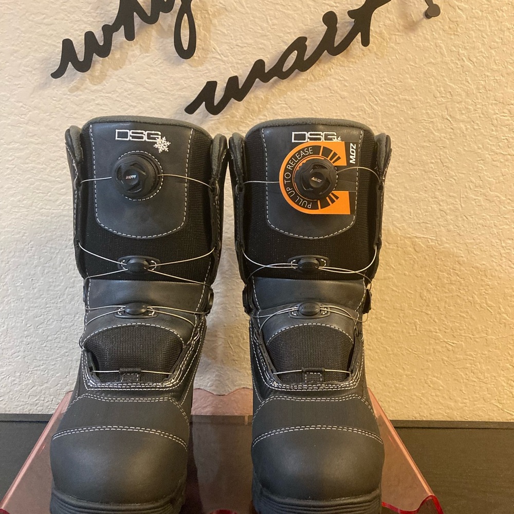 AVID 2.0 BOOT WITH MOZ LACING SYSTEM